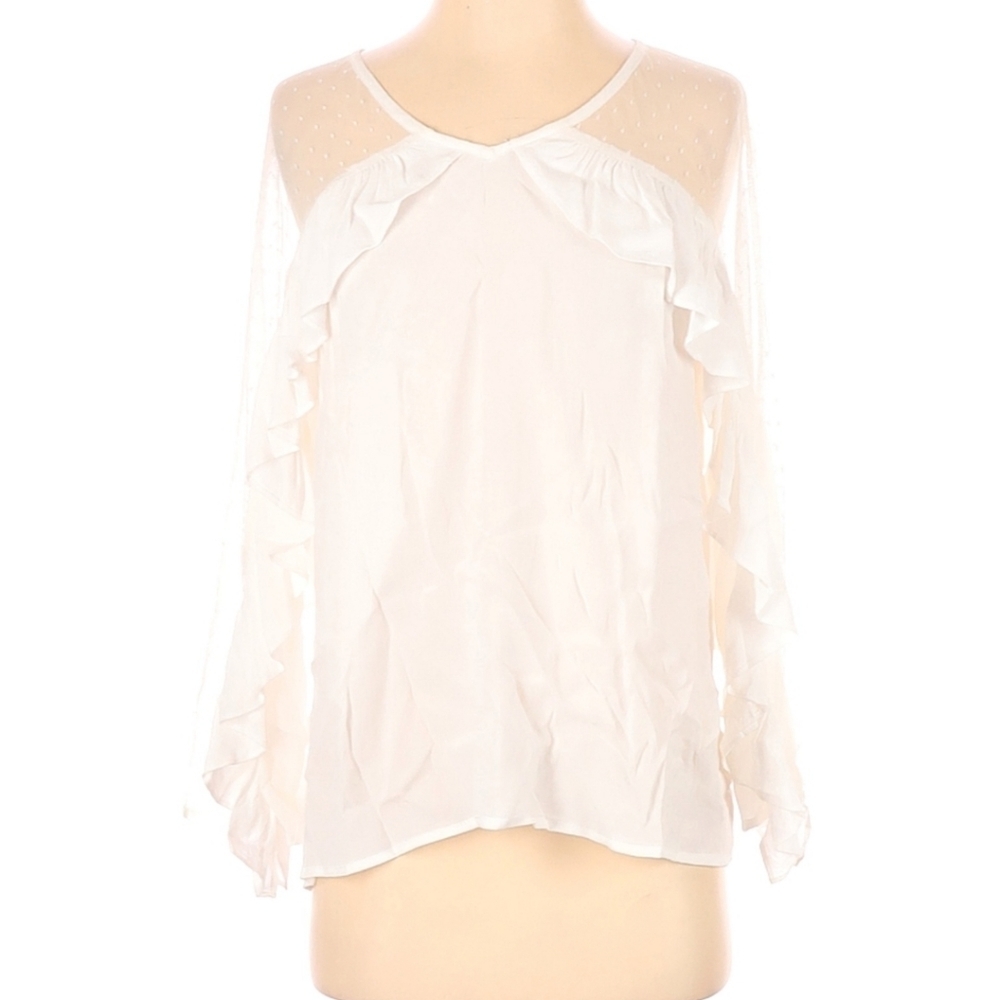 Ruffled White top measurements accent to shoulder area boho bohemian vibes